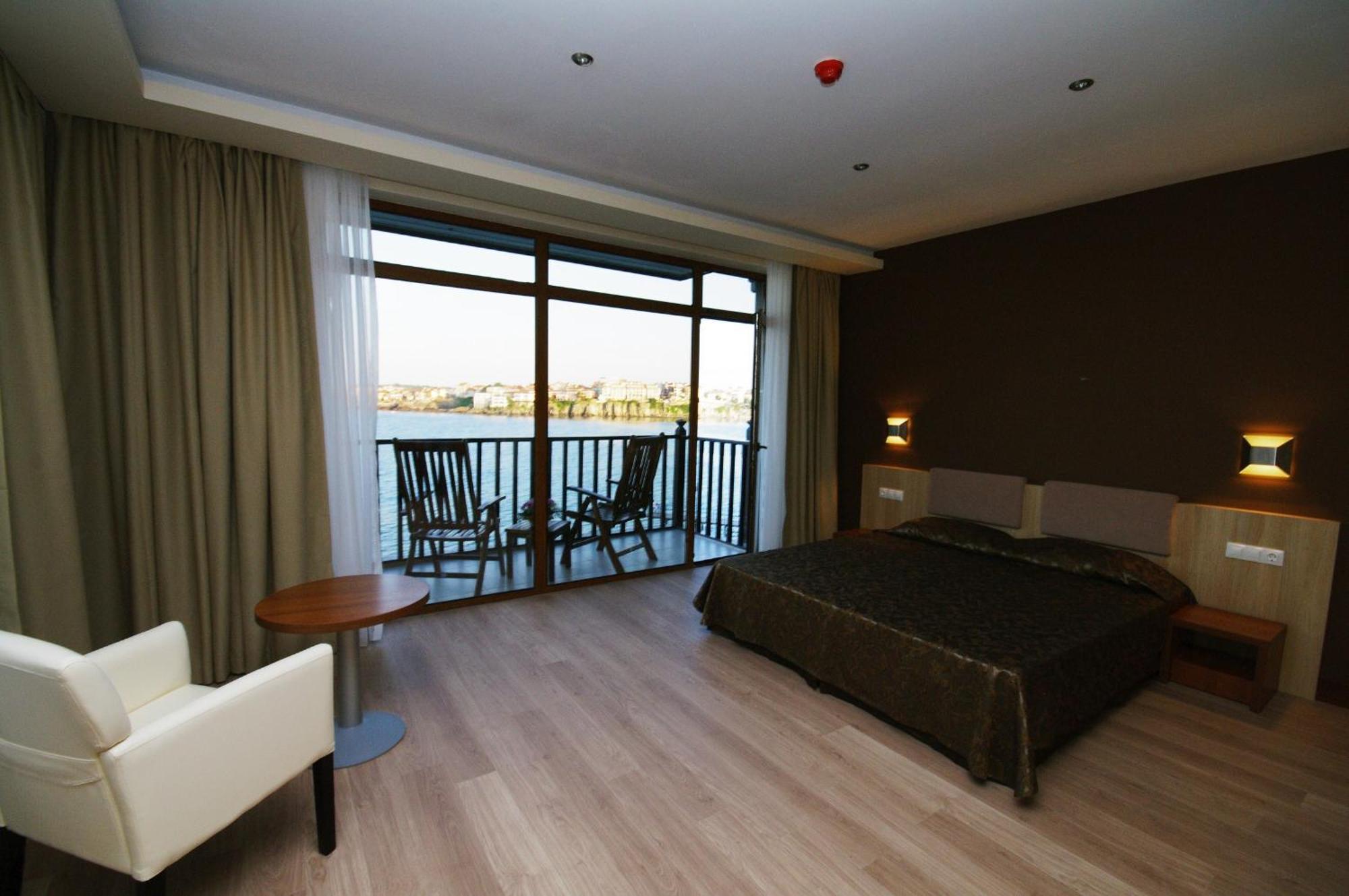 Family Hotel Casa Del Mare Созополь Экстерьер фото